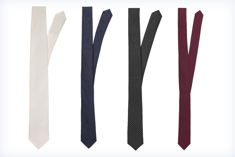 Cztery kolorowe damskie krawaty