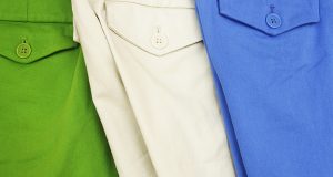 Zielone, białe i niebieskie spodnie z materiału